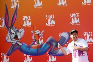 los angeles 12. jul - eric bauza at the space jam - a new legacy premiere im microsoft theater am 12. juli 2021 in los angeles, ca foto