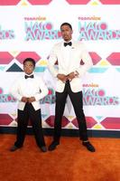 los angeles, nov 17 - benjamin flores jr., nick cannon bei den teennick halo awards im hollywood palladium am 17. november 2013 in los angeles, ca foto