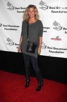 los angeles, 9. oktober – laura wright kommt zum abend mit den stars 2010 für die desi geestman foundation im farmer s market theater am 9. oktober 2010 in los angeles, ca foto