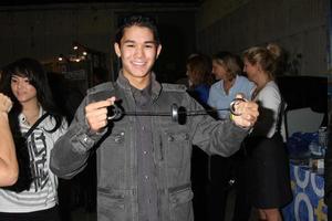 los angeles, 20. nov - booboo stewart in der verbundenen s celebrity gift suite zur feier der 2010 american music awards in den ben kitay studios am 20. november 2010 in los angeles, ca foto