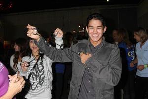 los angeles, 20. nov - booboo stewart in der verbundenen s celebrity gift suite zur feier der 2010 american music awards in den ben kitay studios am 20. november 2010 in los angeles, ca foto