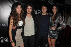 los angeles, 10. juni - daniela azuaje, riley bodenstab, gabriel tarantini, fernanda chavez beim a killer of men screening and credence entertainment launch event im acme theater am 10. juni 2015 in los angeles, ca foto