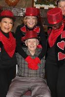 los angeles, 27. juli - pam kay, norbert wagner, tap chicks beim norbert wagner wunsch seines lebens pam kay und die tap chicks performance im brookdale senior living centre am 27. juli 2016 in loma linda, ca foto