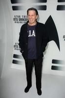 los angeles, 10. september - leonard nimoy bei der star trek into dark blu-ray und dvd release party im california science center, am 10. september 2013 in los angeles, ca foto