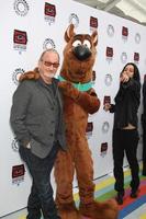 los angeles, 12. april - robert englund, scooby-doo kommt bei warner brothers fernsehen an - out of the box ausstellungsstart im paley center for media am 12. april 2012 in beverly hills, ca foto