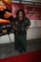 los angeles, 3. nov - yvette nicole brown kommt am 3. november 2011 in los angeles, ca., zur have a little believe-premiere eines abc-tv- und hallmark-hall-of-fame-tv-films in den twentieth century fox studios foto