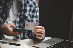 Kreditkartenzahlung Online-Shopping-Technologie Business Digital Banking und E-Commerce-Konzept. foto