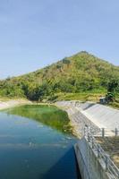 oberes Reservoir für Pumpspeicher-Wasserkraft foto