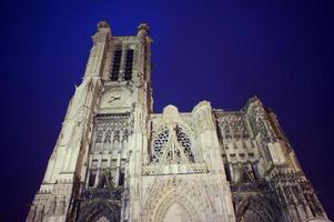 gotische Fassade der Kathedrale Saint-Pierre-et-Saint-Paul