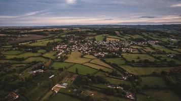 Luftaufnahme der grünen Landschaft foto