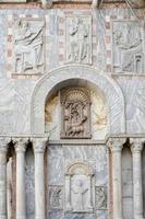 Venedig, Italien - 12. Oktober 2014. Teilansicht der Markusbasilika Venedig foto