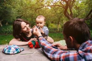 Familienporträt im Freien foto