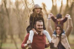 Familienporträt im Freien foto