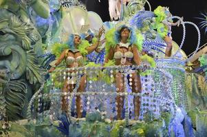 rio de janeiro, rj brasilien - 09. februar 2018 - samba-schulparade im sambodromo. Imperio da Tijuca während des Festivals in der Straße Marques de Sapucai foto