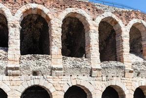 Mauer des antiken römischen Amphitheaters Arena di Verona foto