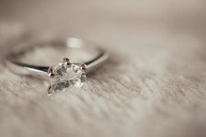 Schmuck Luxus-Silber-Diamant-Ring foto
