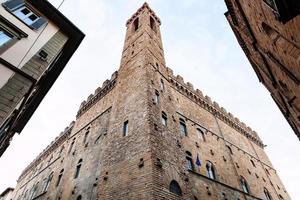 turm von bargello platz in der stadt florenz foto