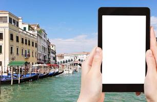 Touristenfotos vom Canal Grande in Venedig foto