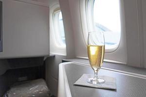 Luxus erfrischendes Glas Vintage Champagner foto