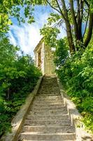 Treppe führt zu den Ruinen foto