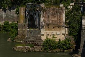 Blick auf die Brücken von Rom foto