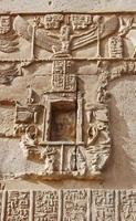 kom ombo, ägypten, 2007 - altägyptische hieroglyphen an der wand im kom ombo tempel, ägypten foto