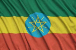 Die Äthiopien-Flagge ist auf einem Sportstoff mit vielen Falten abgebildet. Sportteam-Banner foto
