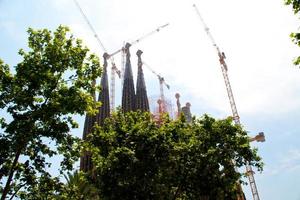 barcelona, spanien, 23. mai 2022 - la sagrada familia - die beeindruckende kathedrale von gaudí, die seit dem 19. märz 1882 gebaut wird und am 23. mai 2011 in barcelona, spanien noch nicht fertig ist. foto