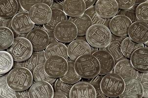 ein stapel münzen ukrainisch foto