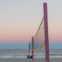 Beach-Volleyball-Netz Sonnenuntergang im Surfers Paradise, Gold Coast foto