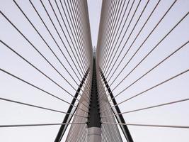 Nahaufnahmedetail einer Schrägseilbrücke in Putrajaya, Malaysia foto