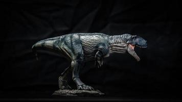 Dinosaurier, Giganotosaurus im Dunkeln foto