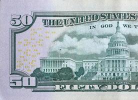 US-Kapitol auf 50-Dollar-Banknote Rückseite Nahaufnahme Makrofragment. Vereinigte Staaten fünfzig Dollar Geldschein foto