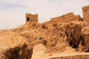 ein blick auf die hügelfestung von massada in israel foto