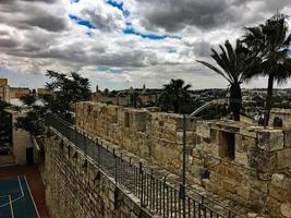 Blick auf die Mauern von Jerusalem foto