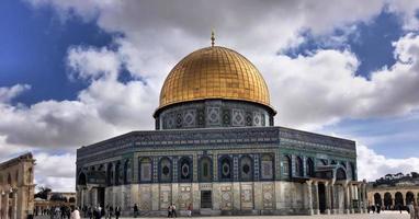 ein blick auf den felsendom in jerusalem foto