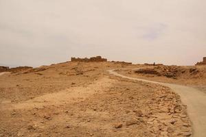 ein blick auf die hügelfestung von massada in israel foto