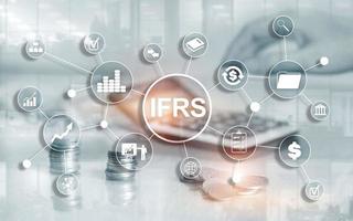 ifrs international financial reporting standards regulierungsinstrument. foto