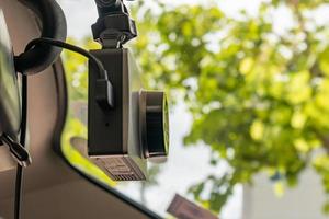 Auto-CCTV-Kamera-Videorecorder für die Fahrsicherheit auf der Straße foto