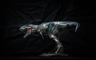 Dinosaurier, Giganotosaurus im Dunkeln foto