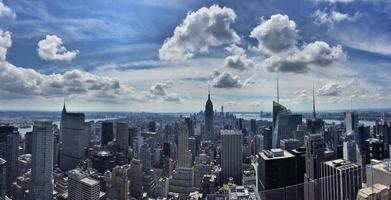 eine panoramische ansicht von new york city in den usa foto