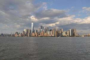 manhattan-skyline in new york foto