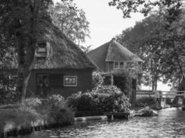 das dutvh dorf giethoorn foto