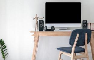Desktop-Modell in einem Home Office foto