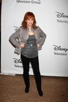 los angeles - 27. juli - reba mcentire kommt zur abc tca party sommer 2012 im beverly hilton hotel am 27. juli 2012 in beverly hills, ca foto