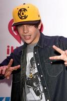 los angeles - 6. dezember - austin mahone beim kiis fm jingle ball 2013 im heftklammerzentrum am 6. dezember 2013 in los angeles, ca foto