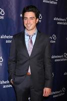 los angeles - mar 18 - ben feldman beim 23. jährlichen a night at sardi s zugunsten der alzheimer s association im beverly hilton hotel am 18. märz 2015 in beverly hills, ca foto