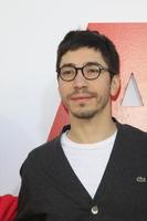 los angeles - 12. dez - justin long im alvin und die chipmunks - der road chip los angeles premiere im zanuck theater, fox lot des 20. jahrhunderts am 12. dezember 2015 in los angeles, ca foto