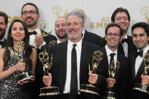 los angeles - 20. september - jon stewart in der primetime emmy awards press room im microsoft theatre am 20. september 2015 in los angeles, ca foto