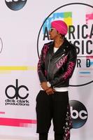 los angeles - nov 19 nick cannon bei den american music awards 2017 im microsoft theater am 19. november 2017 in los angeles, ca foto